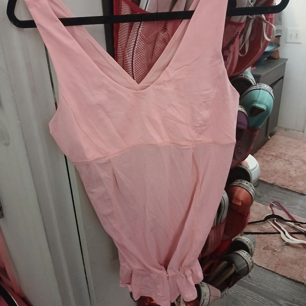 Women's Lululemon Pink Tank Top S